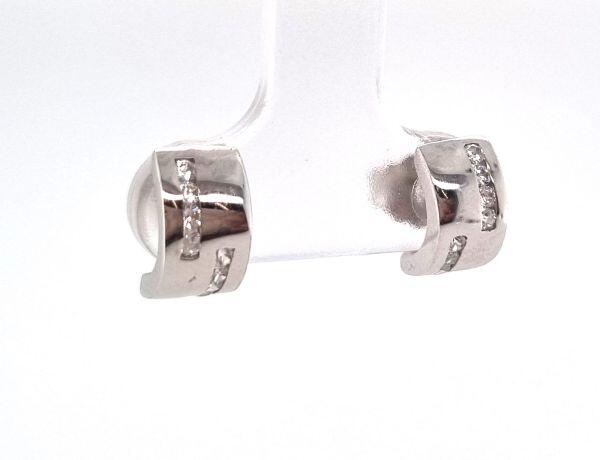 Earrings in 18K white gold with zircon