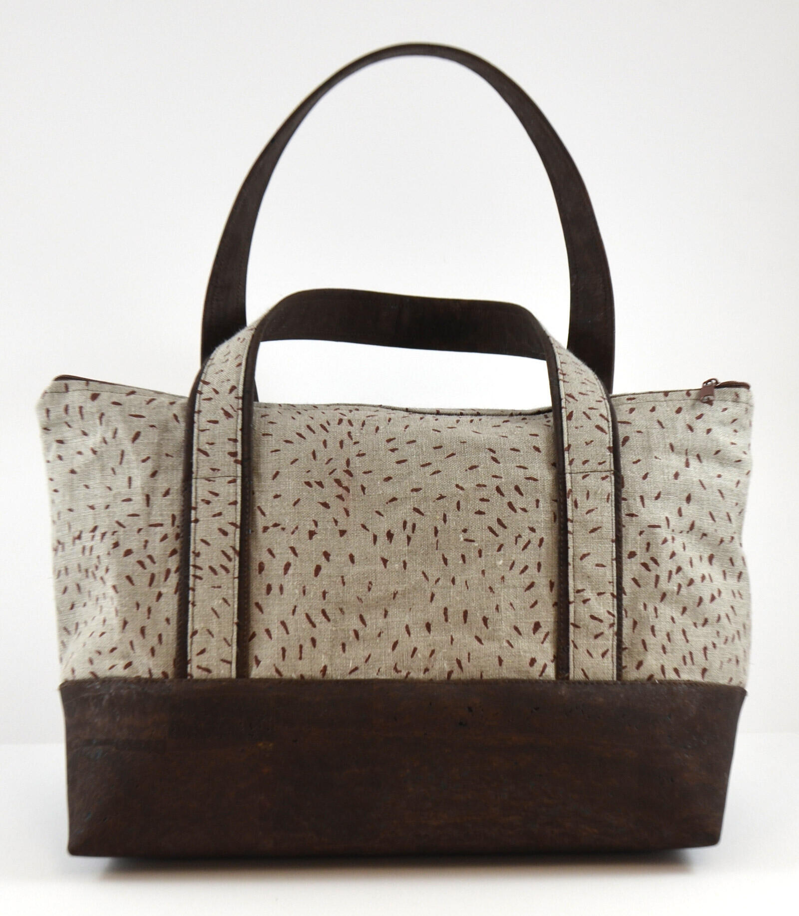 Handbag made of linen and cork, hand printed 