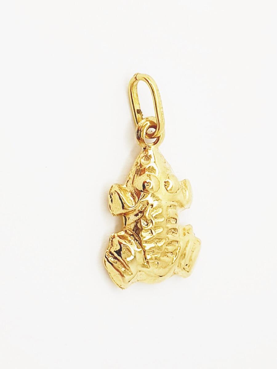 # Pendentif ' grenouille ' or jaune 1,8cm