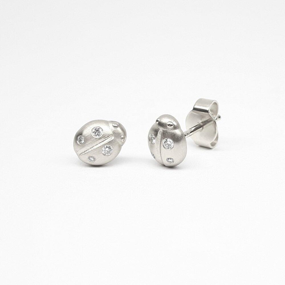 "ladybug", Ohrstecker aus 925er Silber und Brillanten.