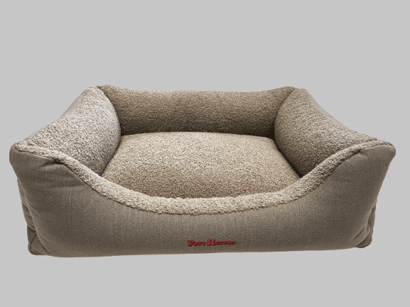 Eckiges Hundebett aus nachhaltigen Materialien