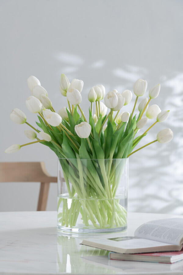 Artificial tulips in a bunch - white - 32900