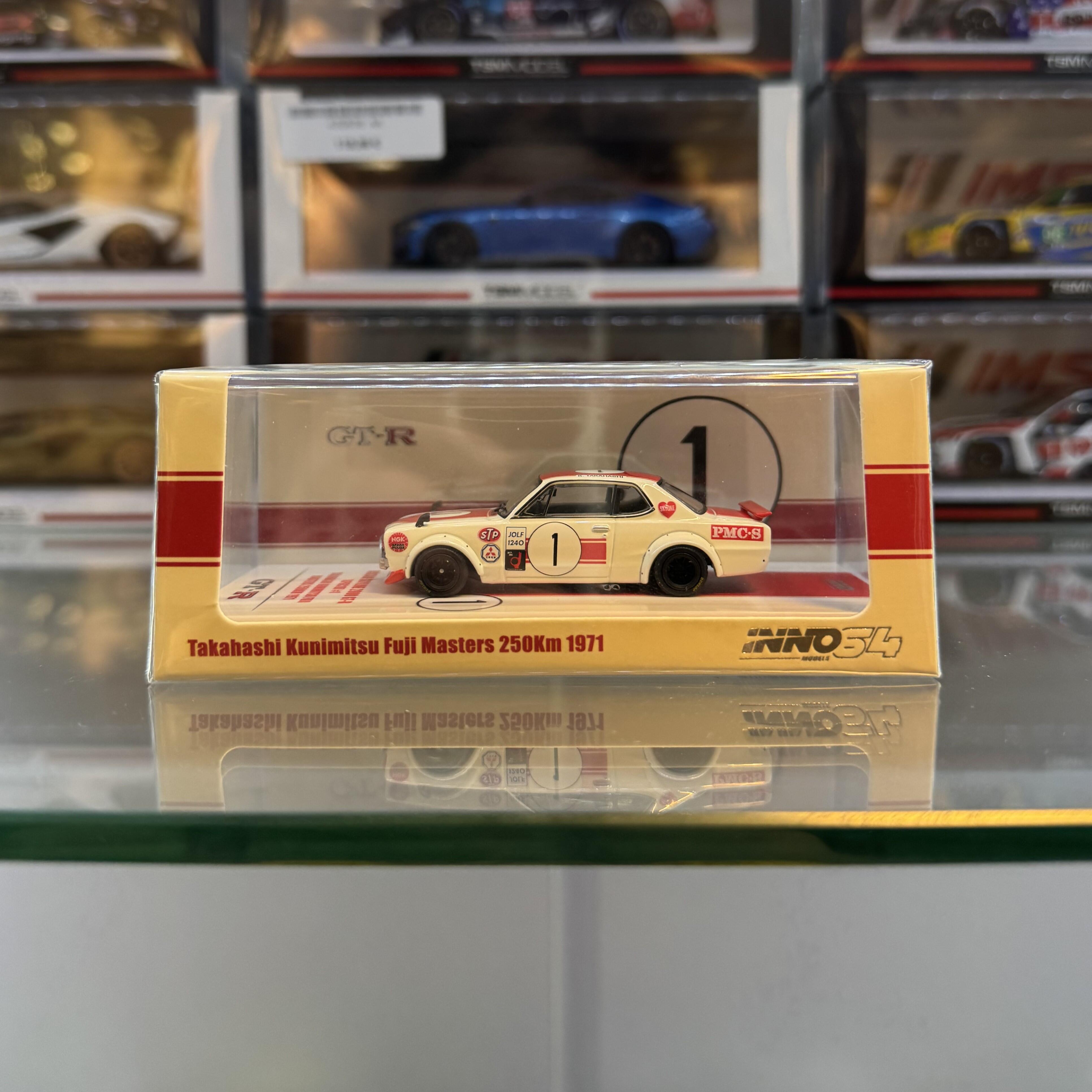 INNO64 - #IN64-KPGC10-FM1971 - Nissan Skyline 2000 GT-R (KPGC10) #1 - Takahashi Kunimitsu - Fuji Masters 250KM 1971 - 1/64