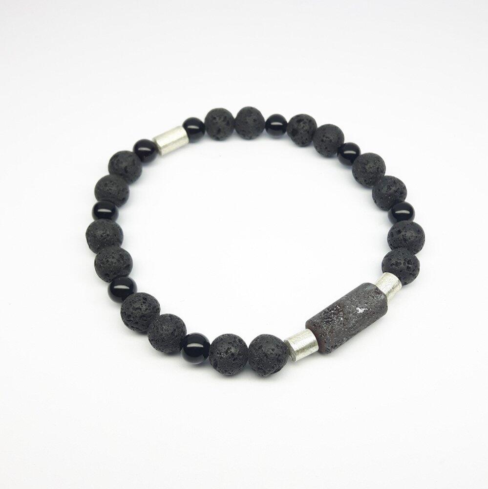 Armschmuck aus Onyx, Lava, Hematit und 925er Silber. Unikat.