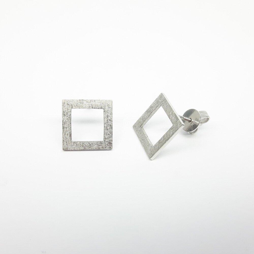 "be squared", Ohrstecker aus 18kt Weißgold.