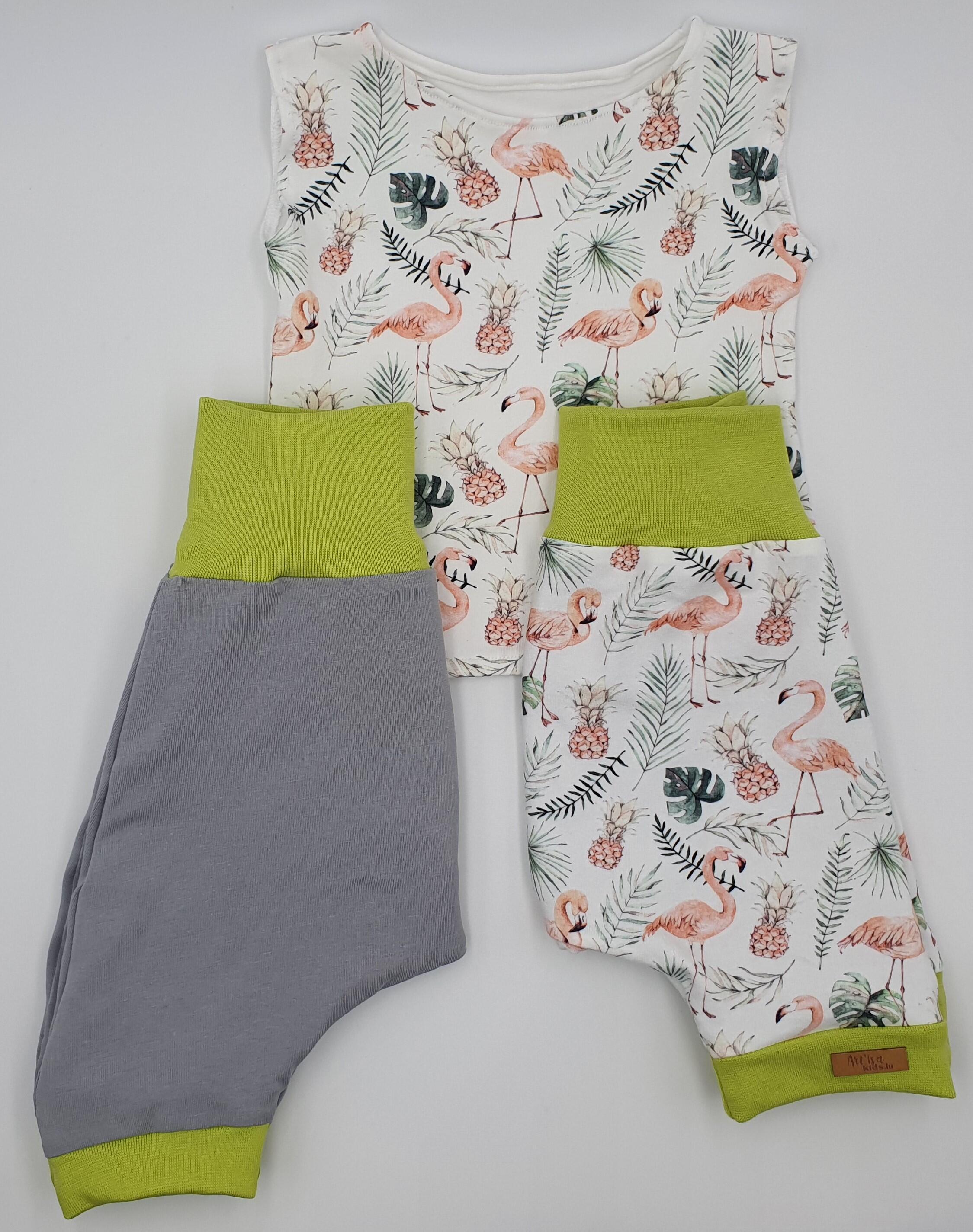 Girls 2-piece set: Reversible shorts + Sleeveless shirt