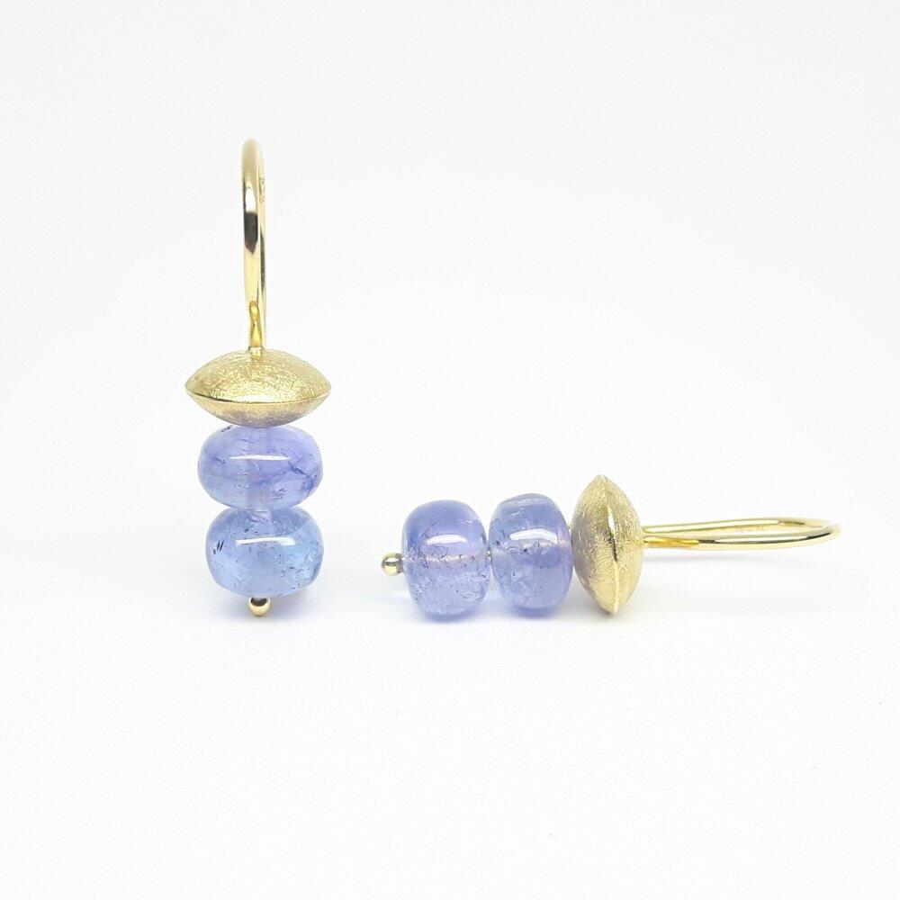 18k yellow gold and Tanzanite earrings. One-of-a-kind.