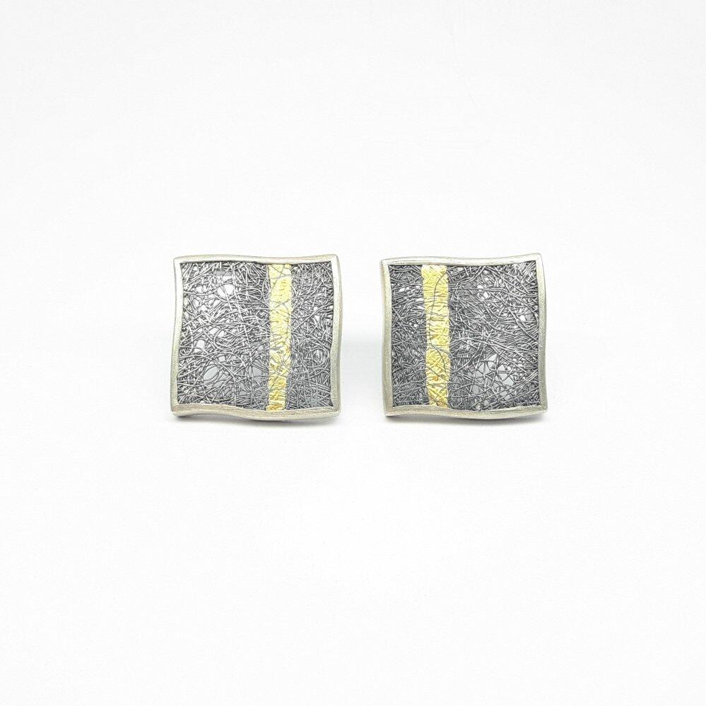 Boucles d'oreilles en argent 925, argent fin et or 24 carats. Pièce unique.