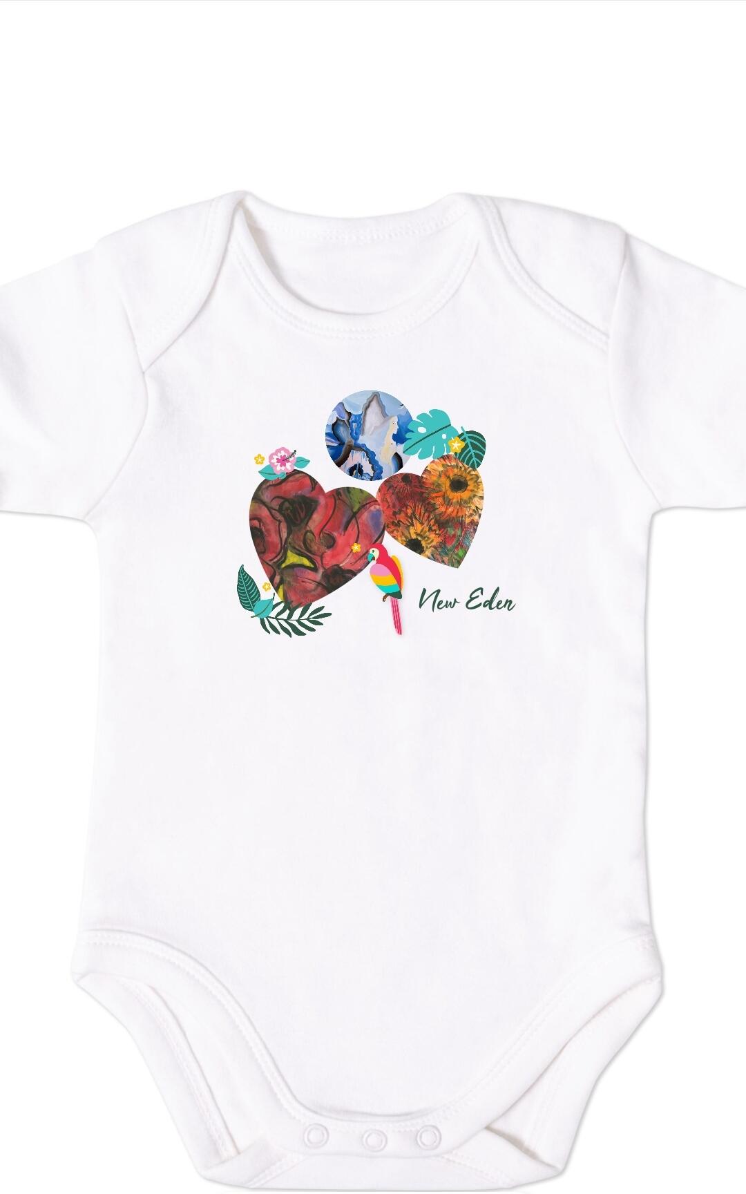 Baby gift box: bodysuit and bath cape