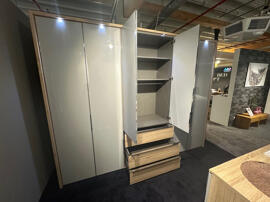Furniture Eisleker Miwwelstrooss