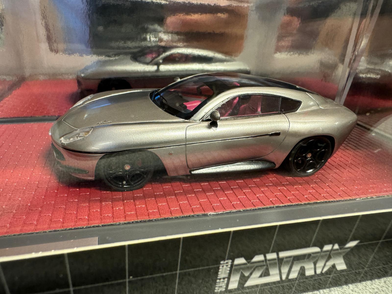 Preços baixos em Alfa Romeo Carros de Resina | eBay