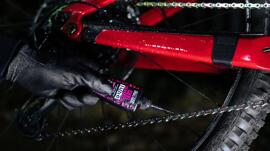 Cycling Apparel & Accessories Muc-Off