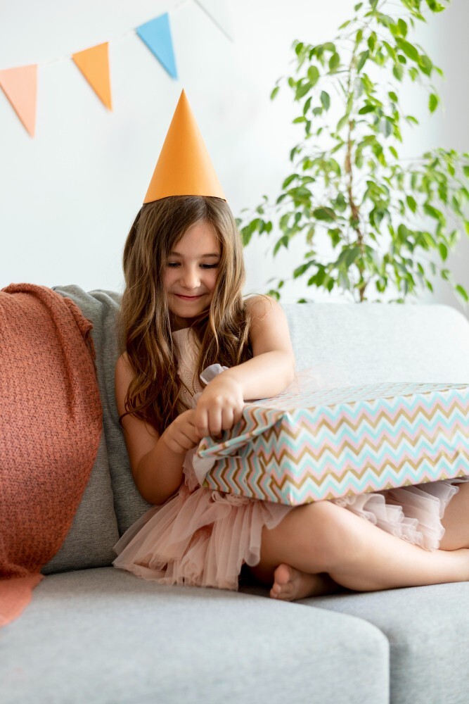 Bithday - 3 zu 2 - Domino - freepik.jpg