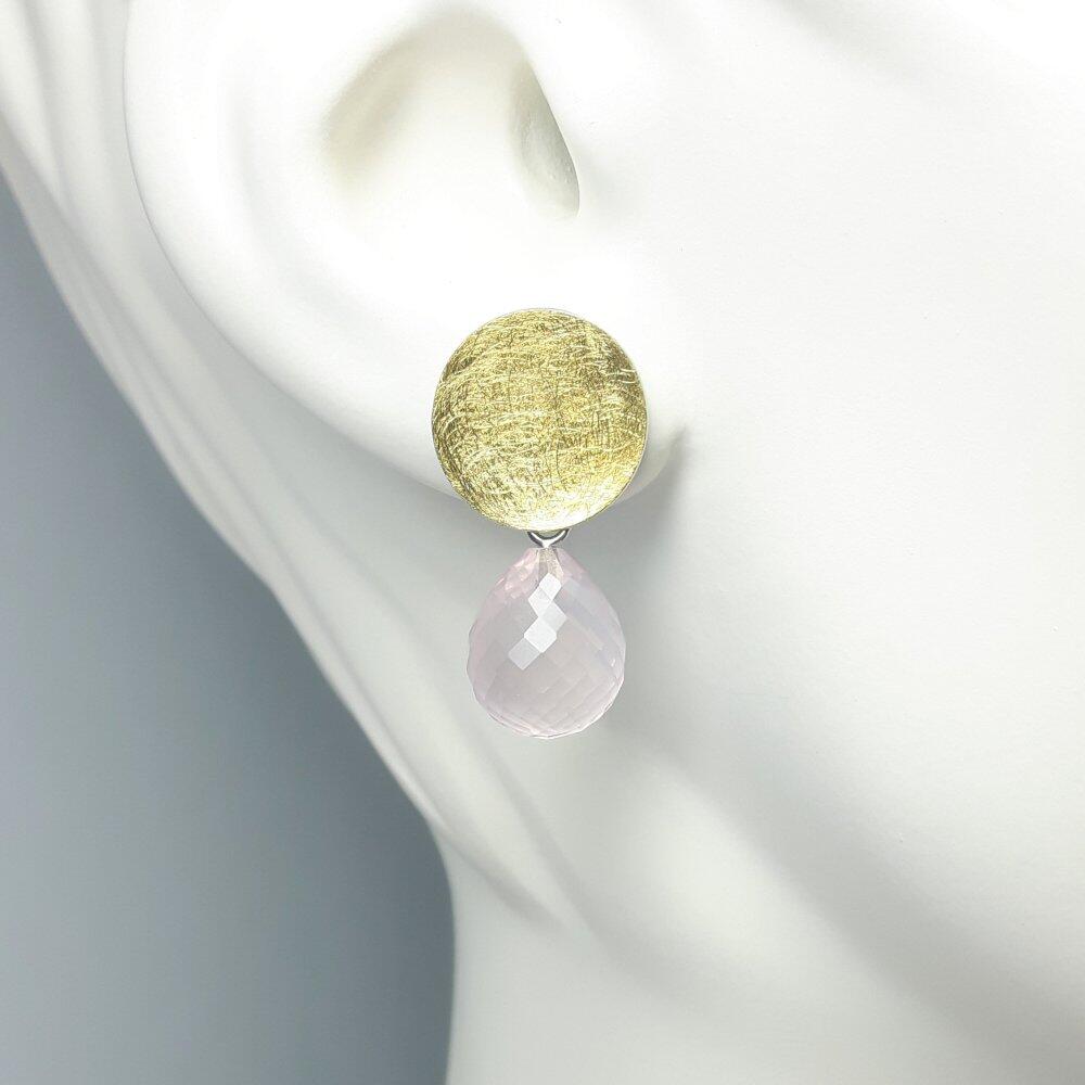 Boucles d'oreilles en or fin, argent et pampilles en quartz rose. Pièce unique.