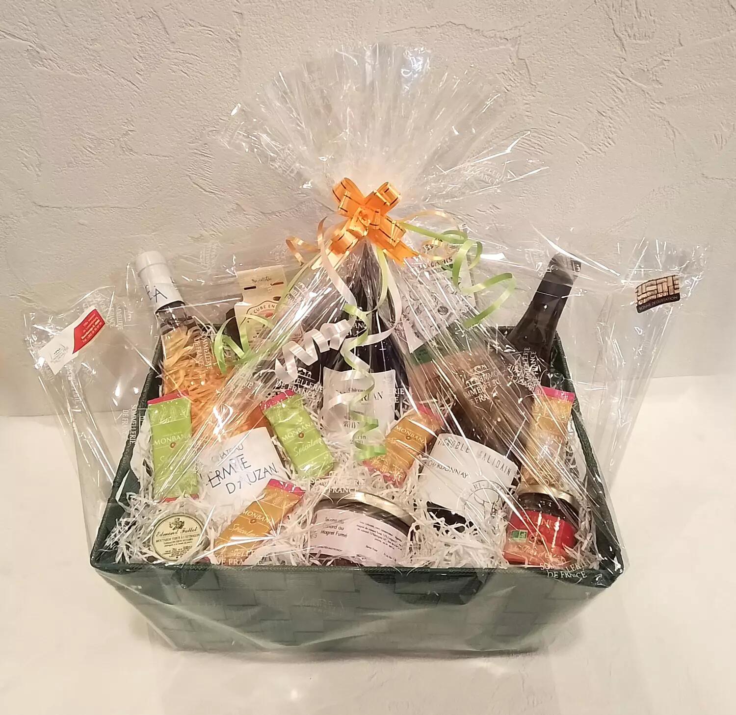 PANIER GARNI - Corbeille Cadeau "Vins et Gourmandises"