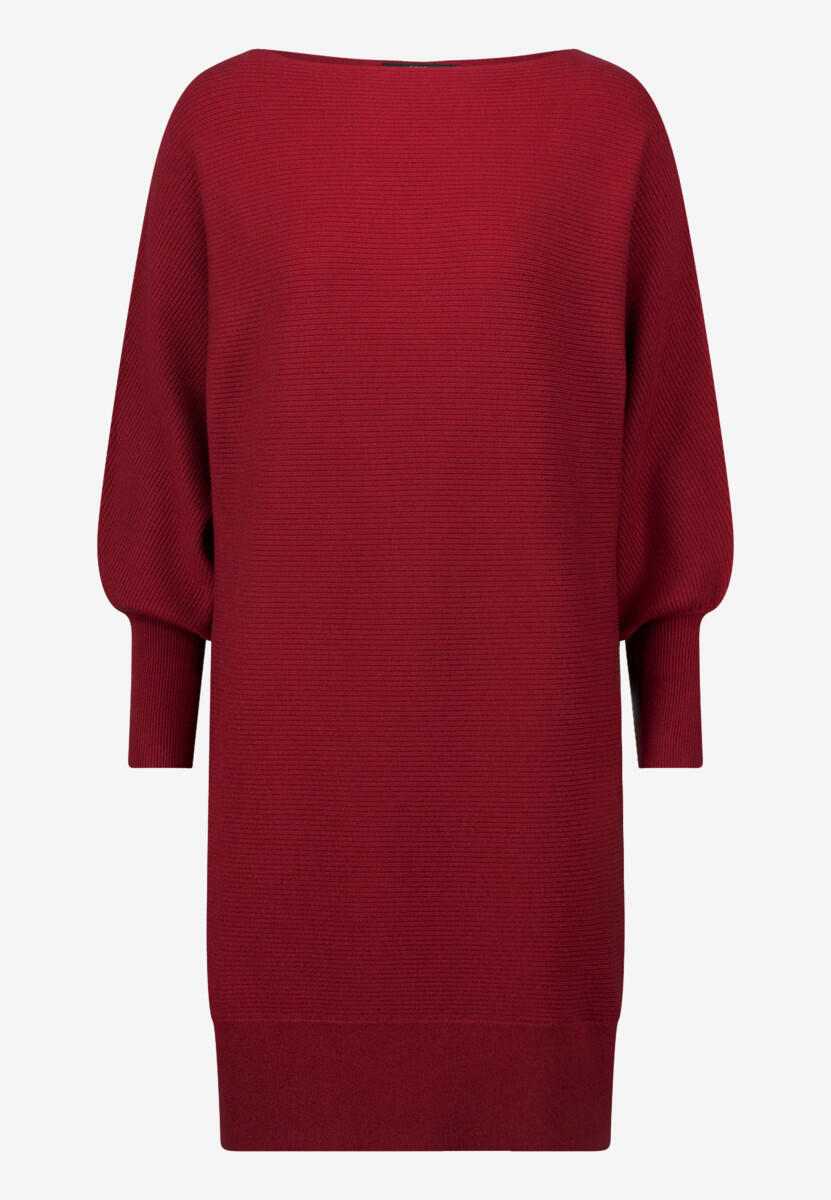 Robe en maille à col bateau