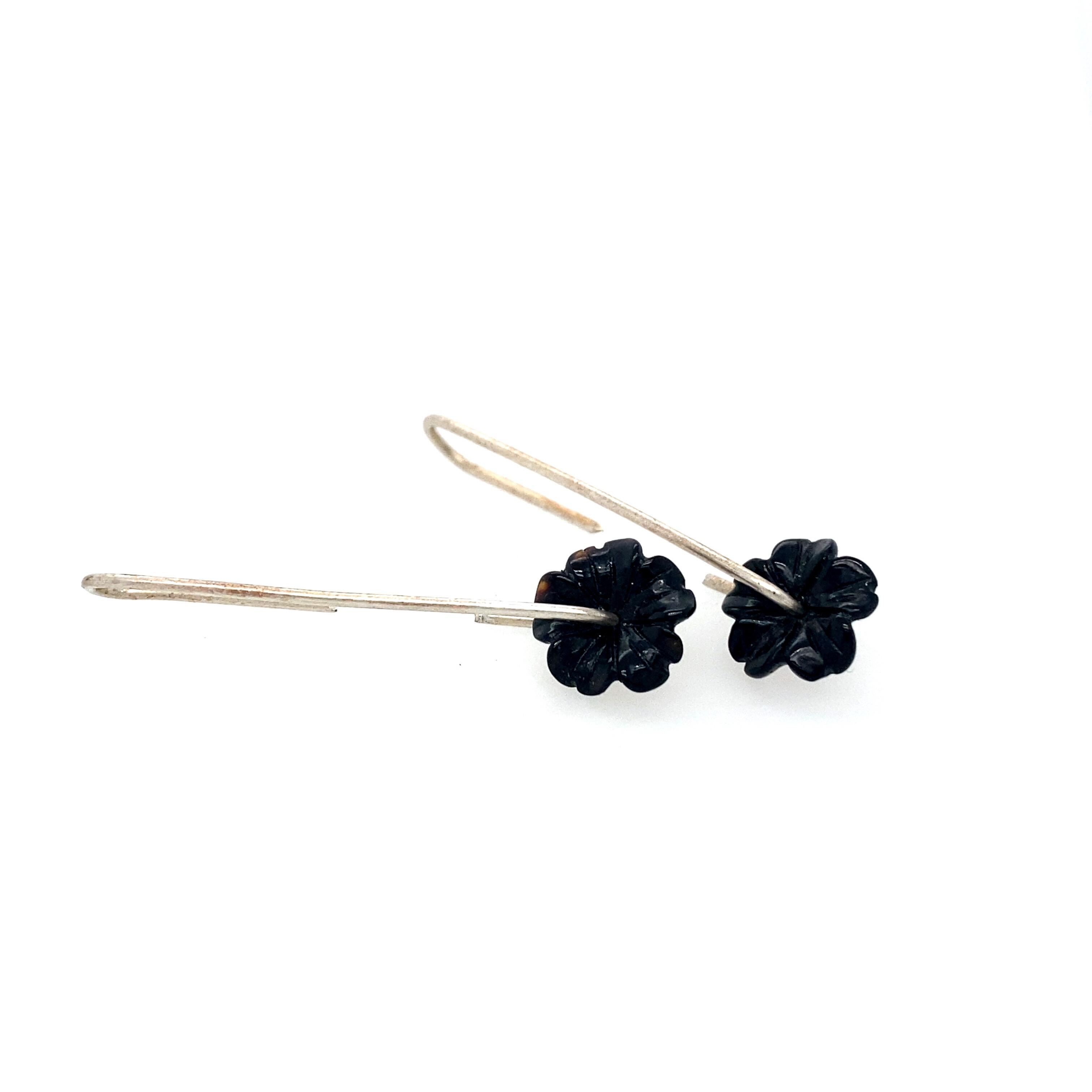 Boucles d`oreilles en argent 925/- et fleur en onyx