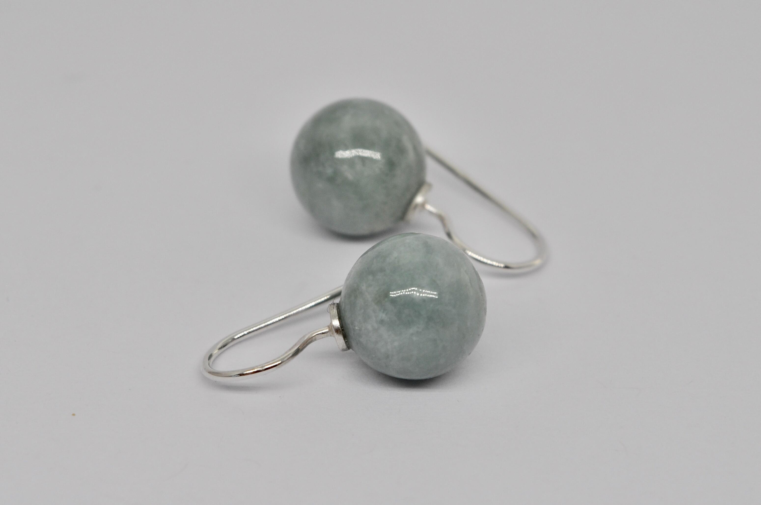'Bonbon' silver earrings with light jade