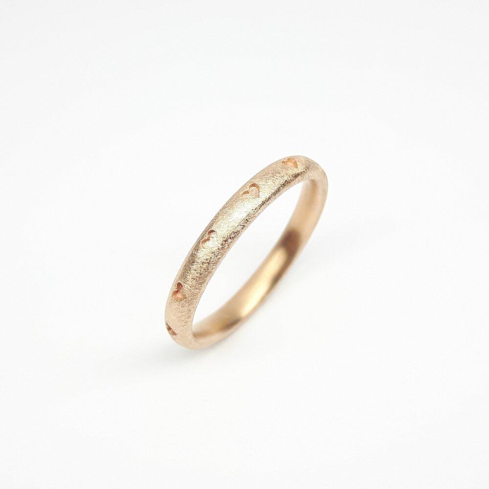 "hearts", 18kt red gold ring.