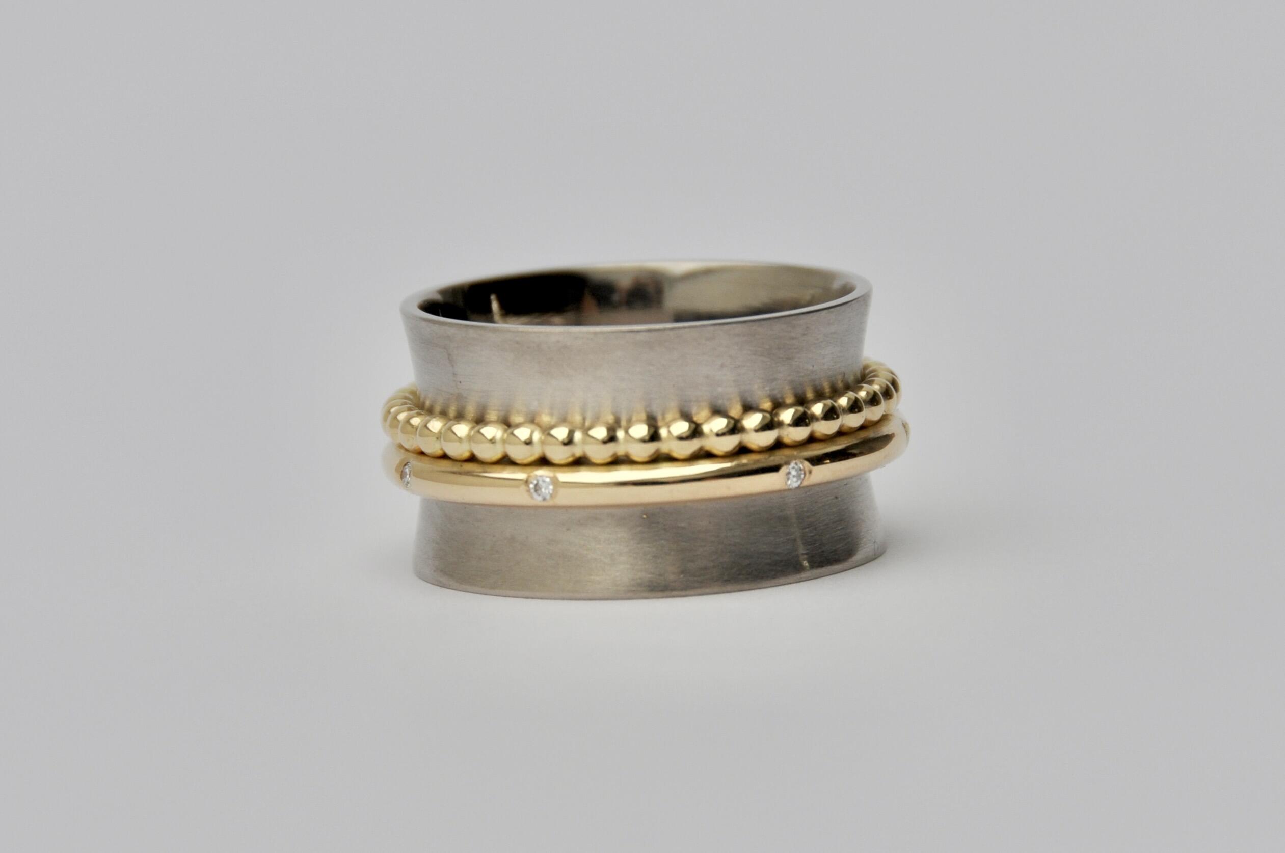 Bague tournante, bague en or blanc et jaune avec diamants