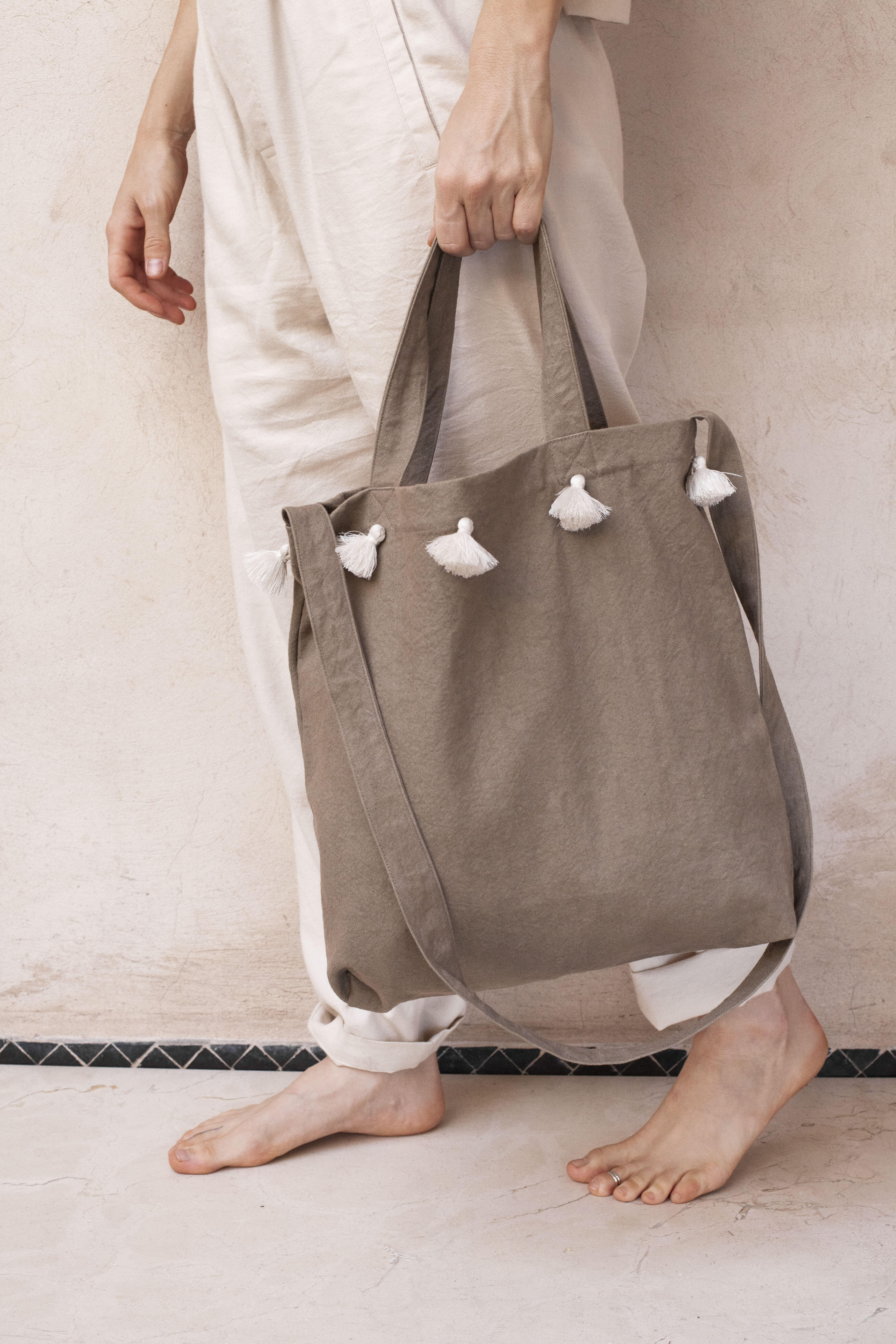 Nora Quasten-Tasche Taupe