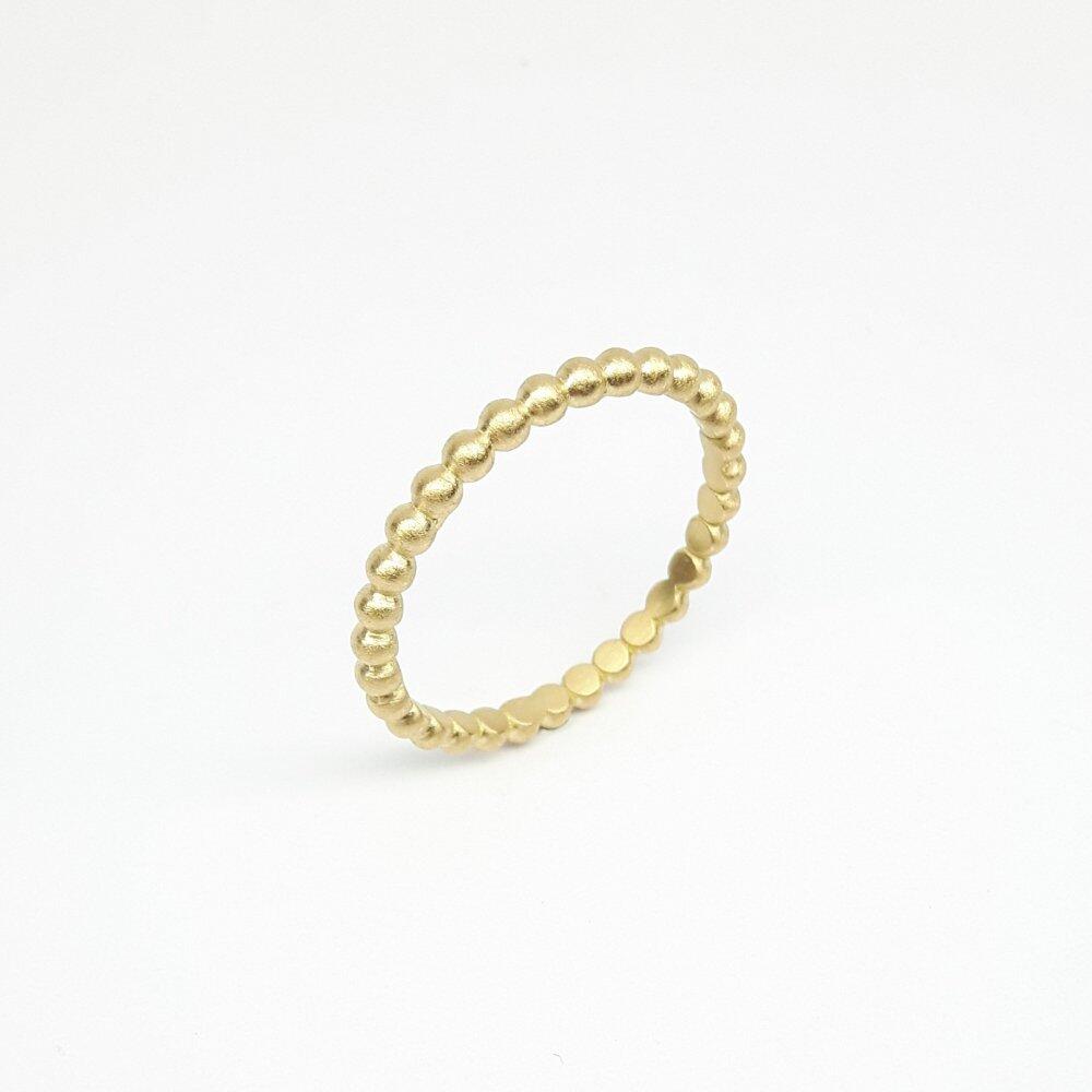 "round around", Kugelring aus 18kt Gelbgold Ø2,4mm.