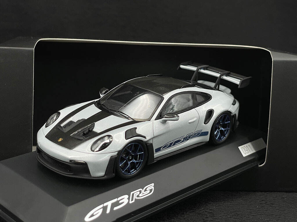Spark Porsche industrial WAP0201530P002 - Porsche model car 911