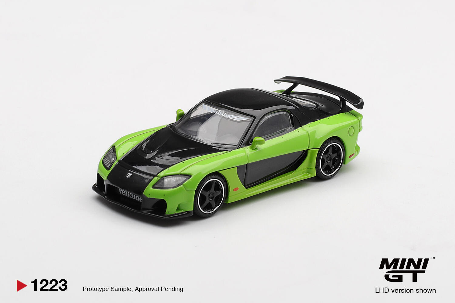 Mini GT - #MGT01223-L - Mazda RX-7 VeilSide Fortune 7 - Green - 1/64