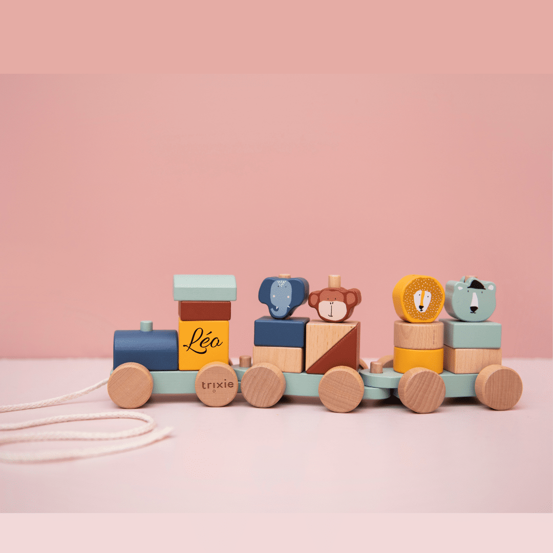 Stackable wooden animal train