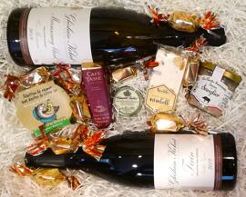 Food Gift Baskets Burgundy Burgundy Candy & Chocolate Mustard Dips & Spreads Sommellerie de France Bascharage