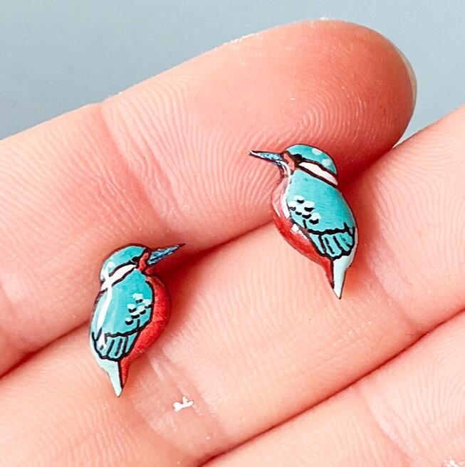Boucles d’Oreilles Puces Martin-Pêcheur | Bijoux Oiseaux en Bois | Bijoux Nature | PinTonik