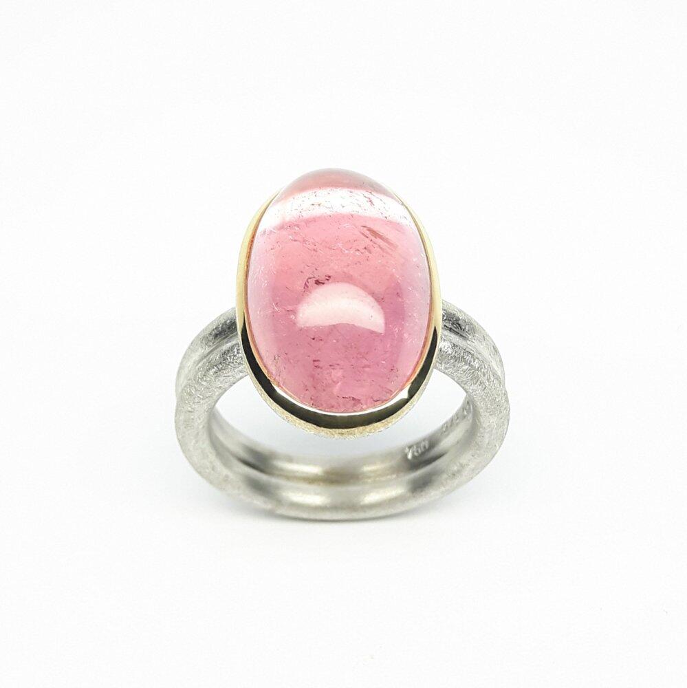 Ring aus 925er Silber, 18kt Gelbgold und rosa Turmalin. Unikat.