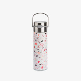 To-Go-Becher Eigenart