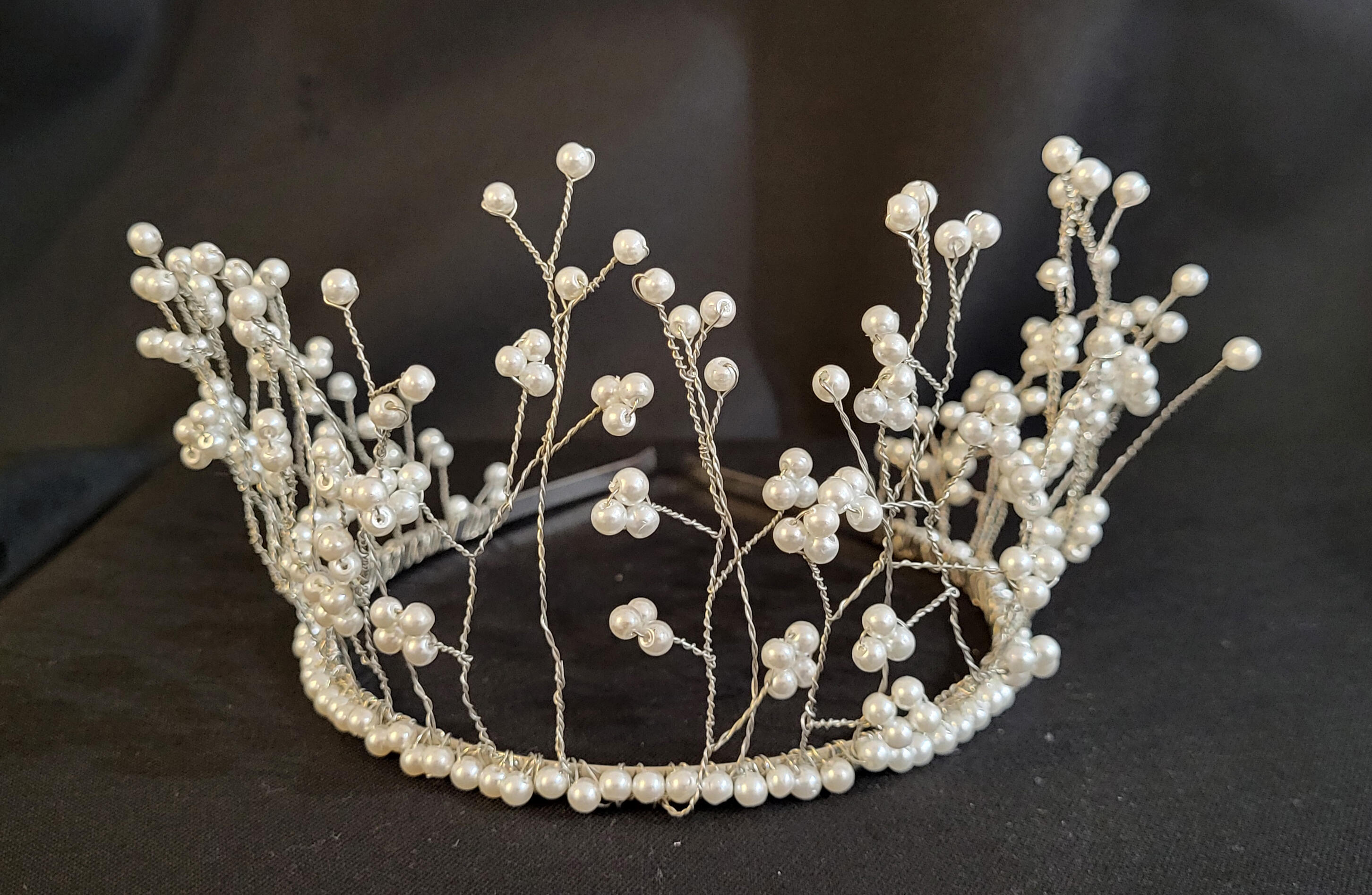 Pearl crown for ceremony or dress up