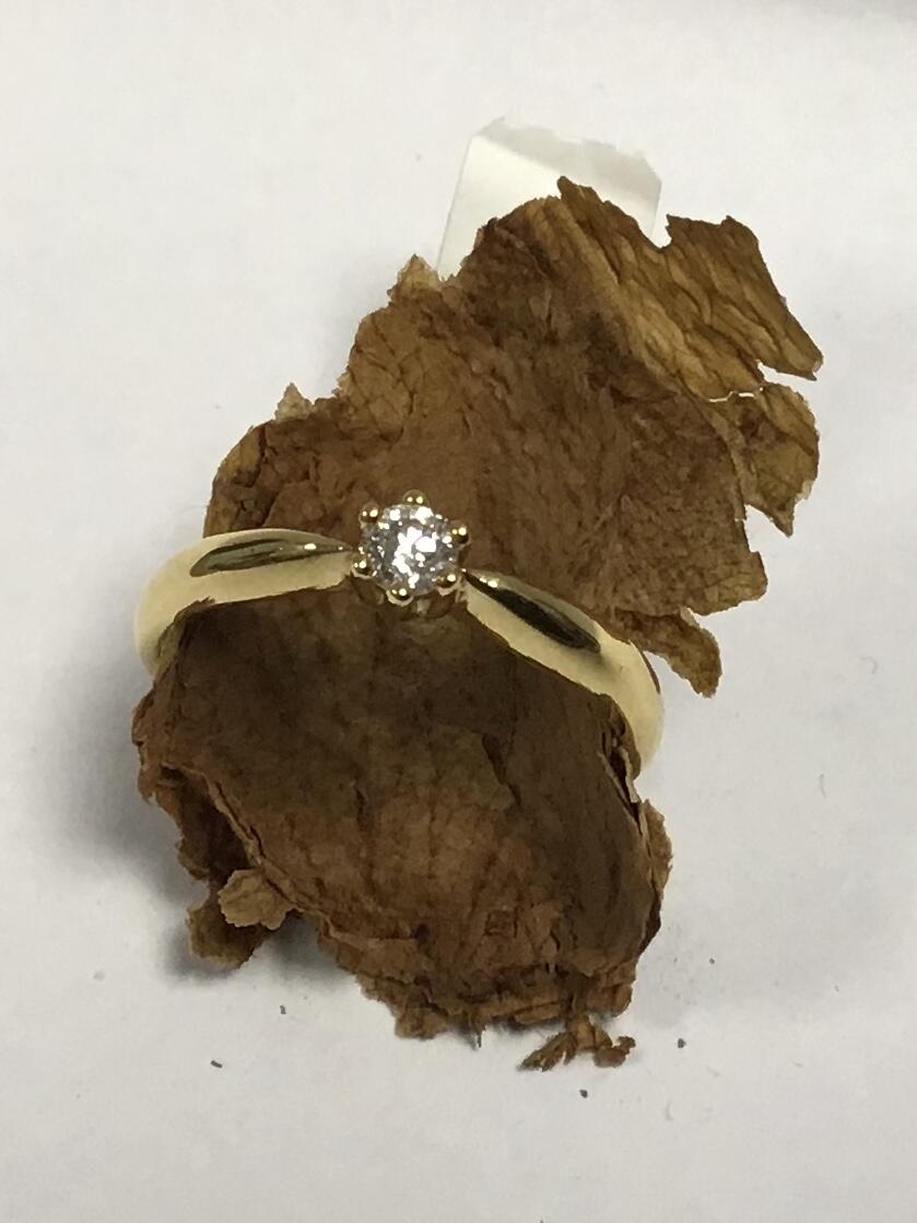 # Yellow gold solitaire ring with 0.15ct natural diamond GV2