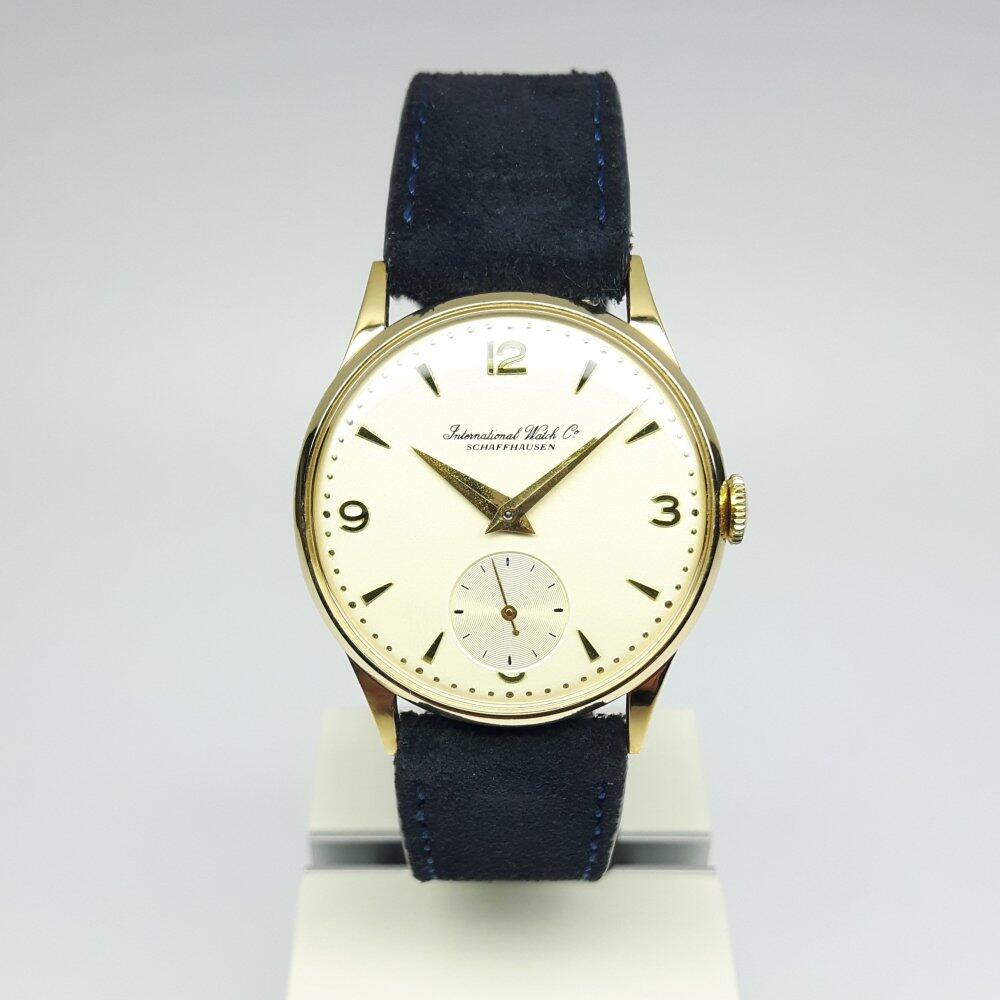 Montre vintage "IWC Schaffhausen CAL 88", or jaune 18kt à remontage manuel. Année 1953, très bon état.