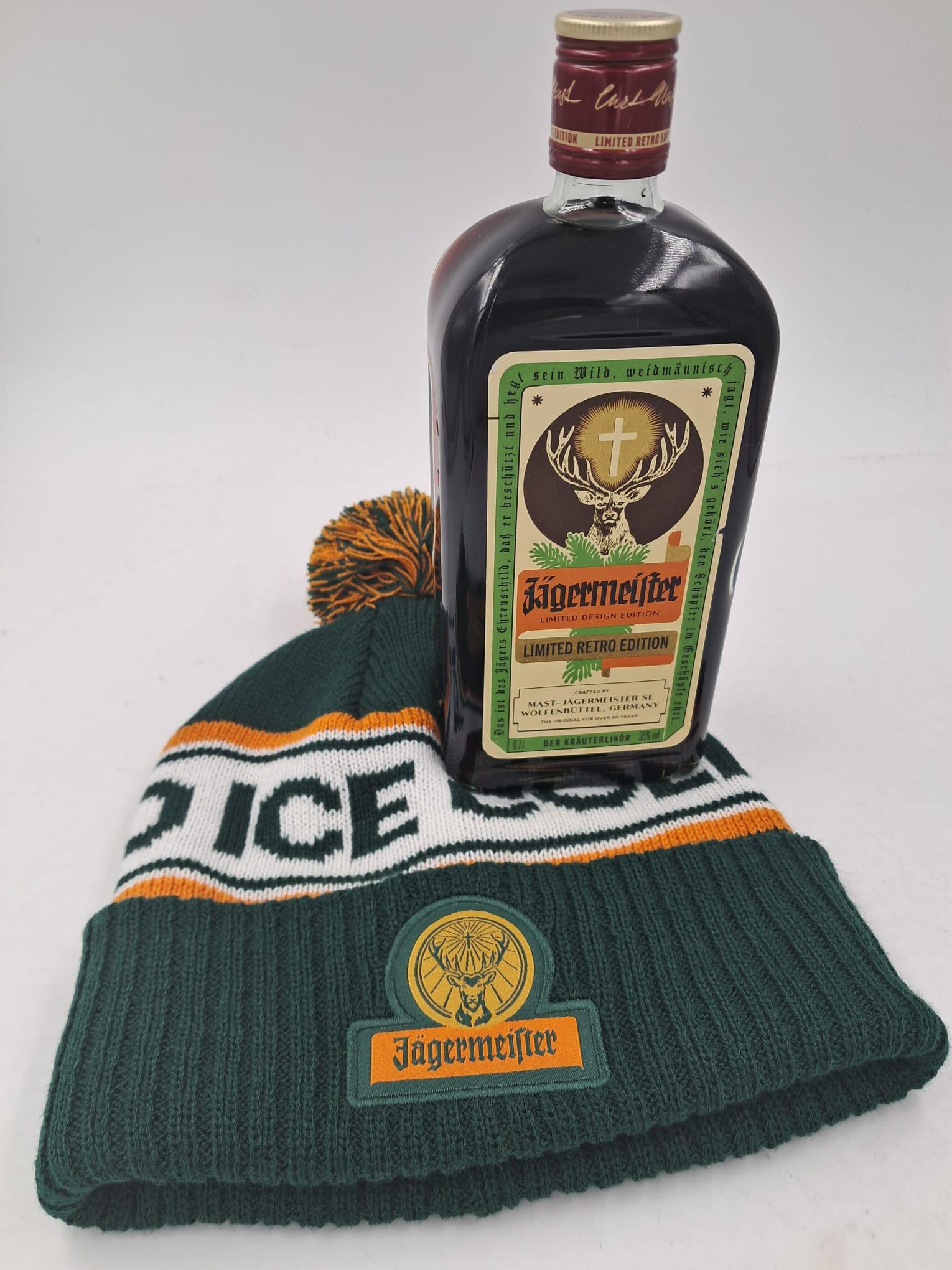 JÄGERMEISTER Special Edition: Retro Bottle 70 cl + Beanie