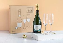 Alcoholic Beverages Gift Giving champagne Creative Academy