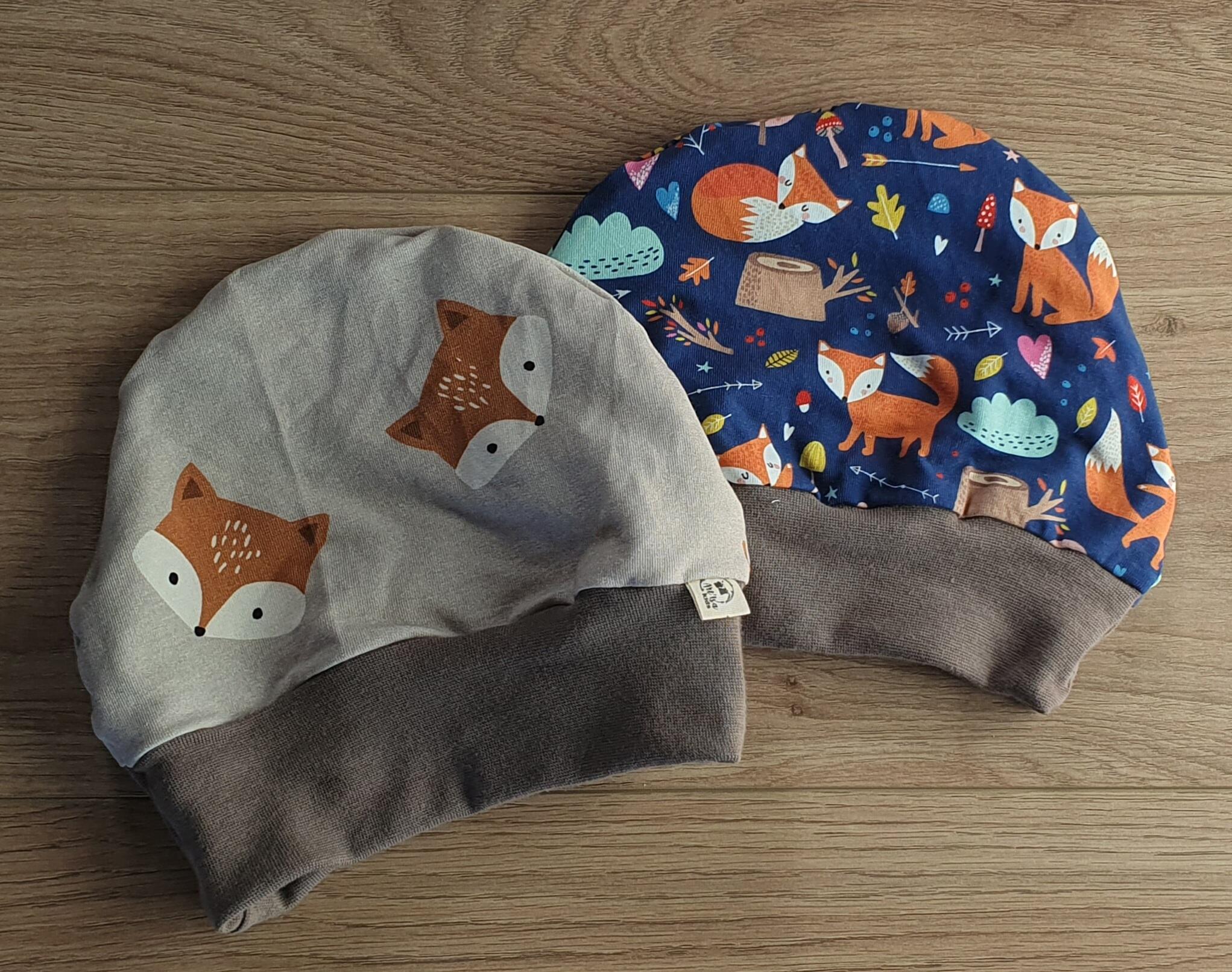 Bonnet and collar set