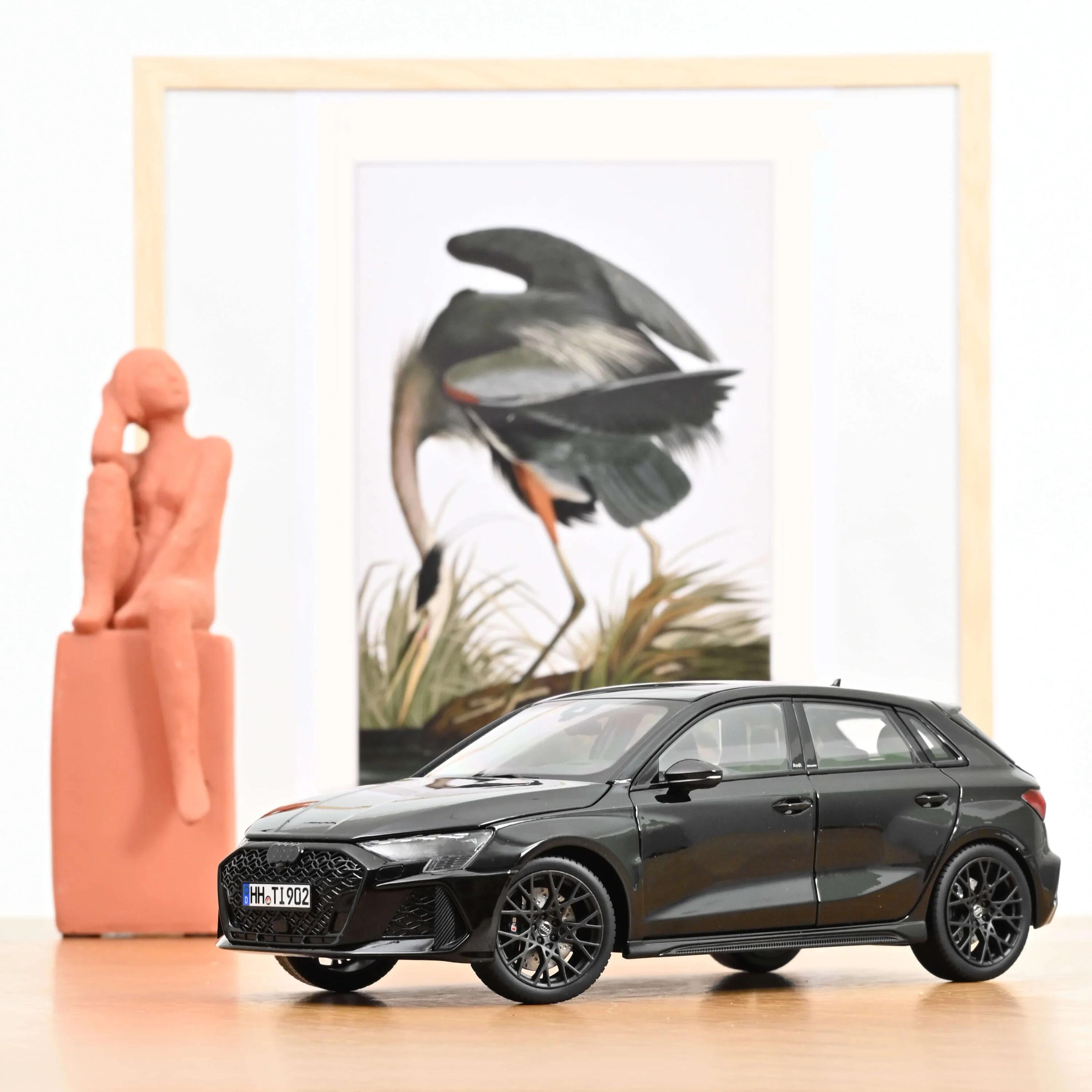 Norev - #188388 - 2025 Audi RS 3 - Mythosschwarz - 1/18