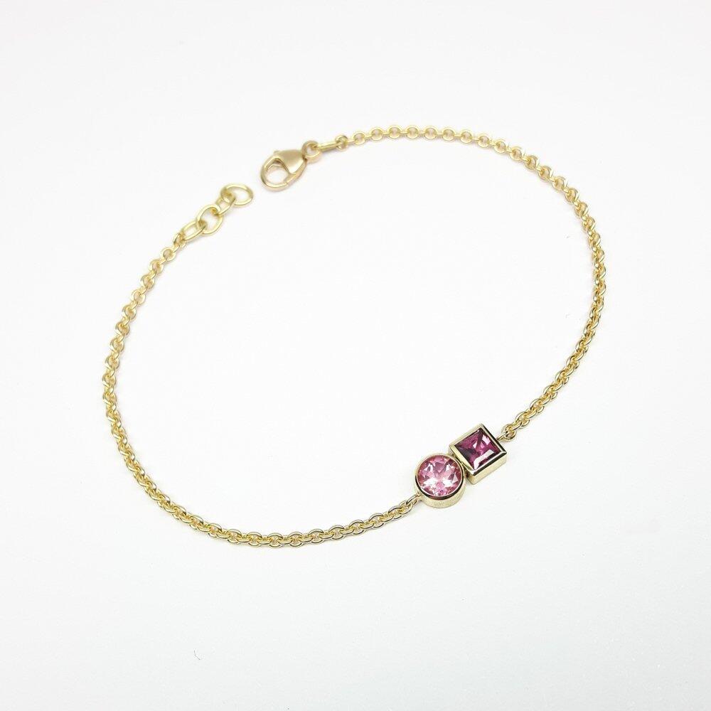 Bracelet en or jaune 18kt, grenat purple et tourmaline rose. Pièce unique.