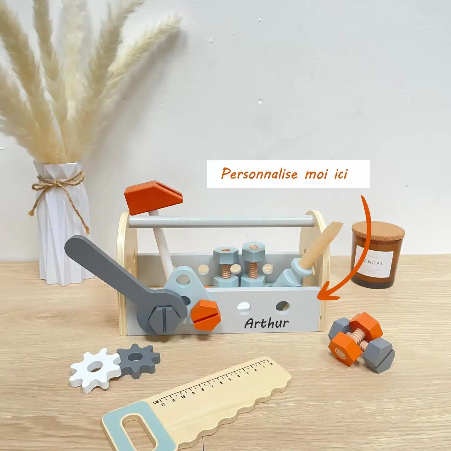Personalisierter Spielzeug-Werkzeugkasten aus Holz