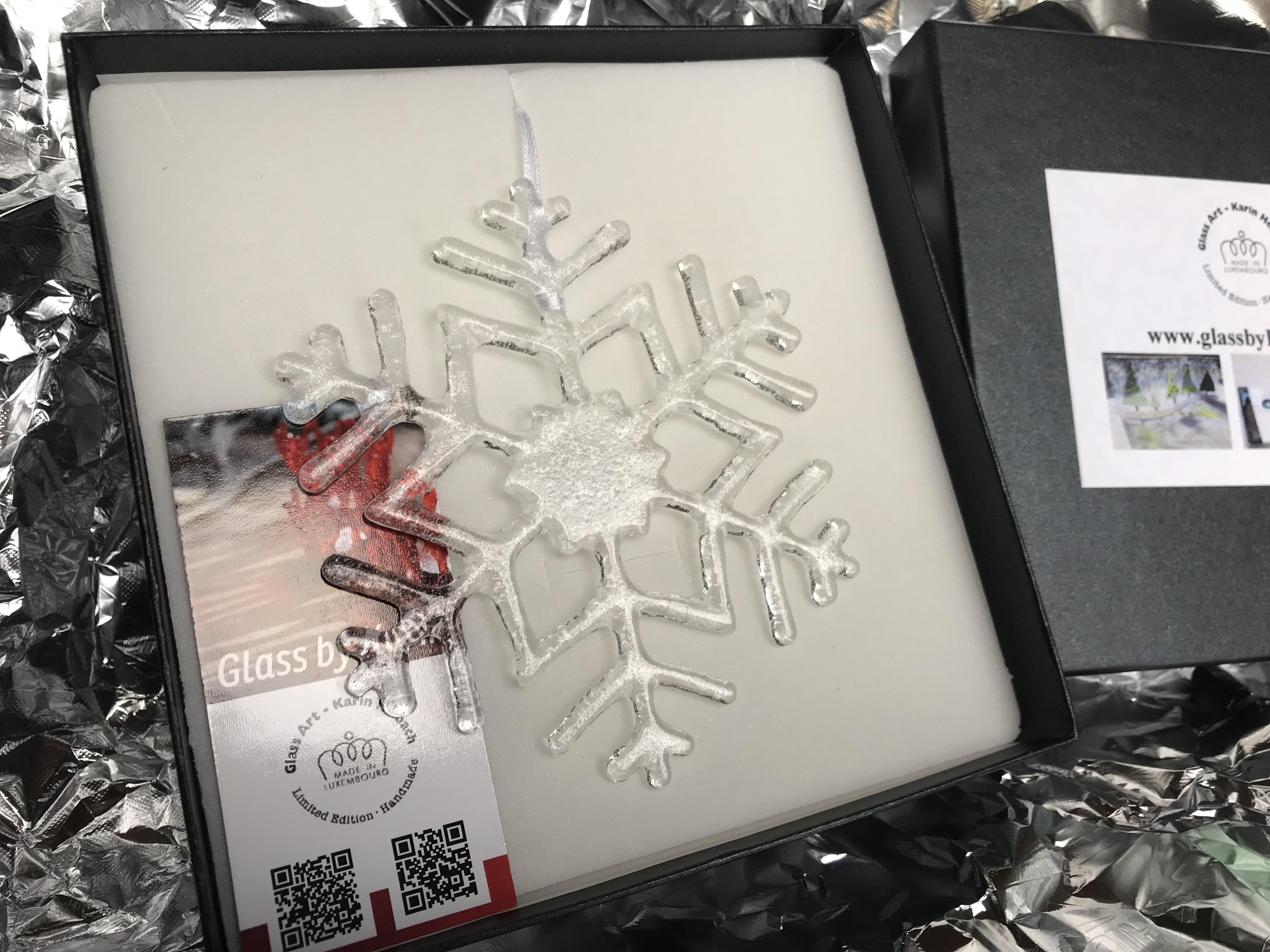 Schneeflocke "transparent” aus Glas, handgemacht MADE IN LUXEMBOURG, Design 1