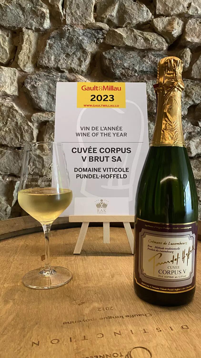 Crémant Cuvée Corpus V (Bester Wein des Jahres 2023 bei GAULT&MILLAU LUXEMBURG)
