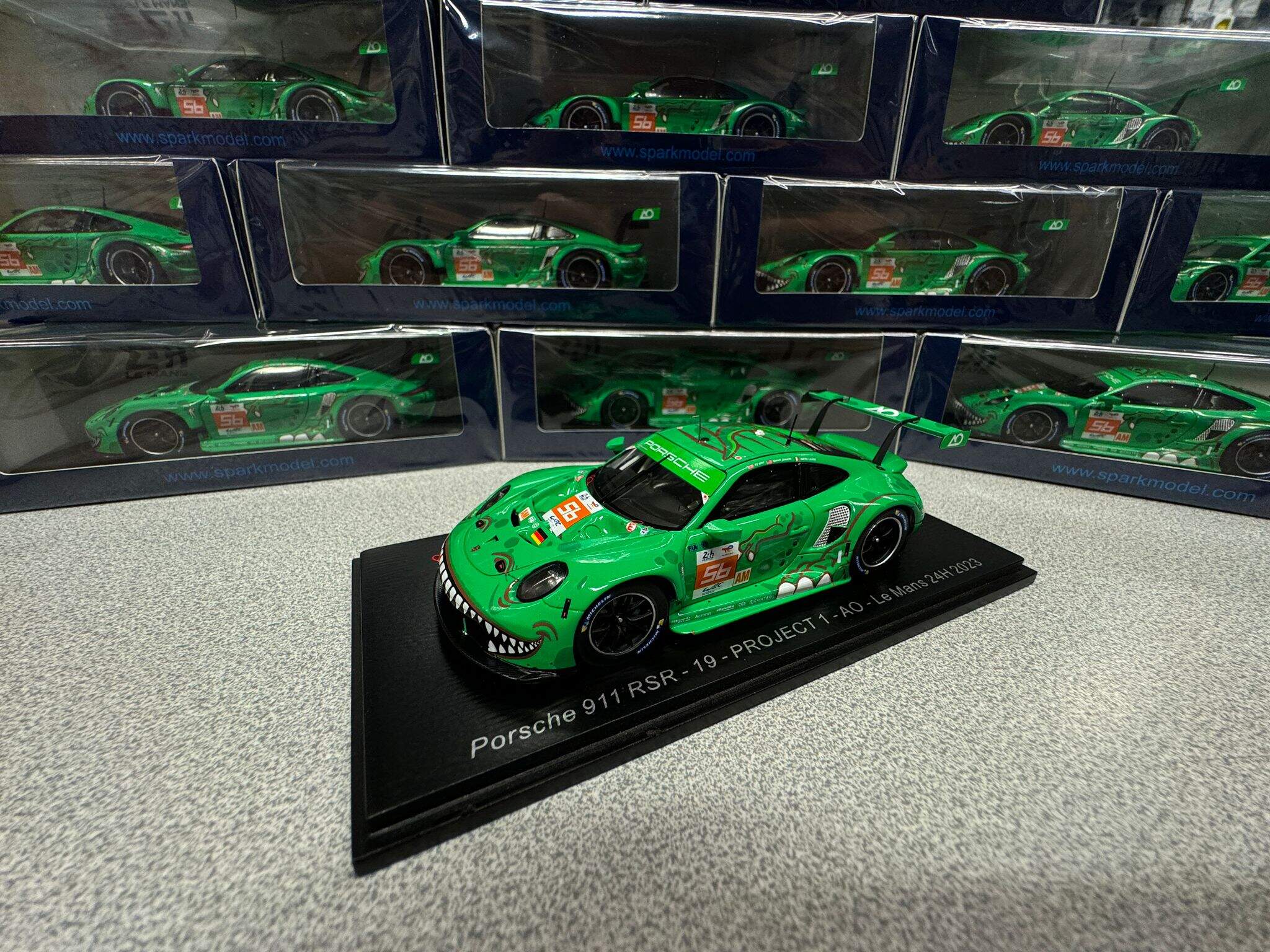 Miniature Spark 1/43 - Porsche 911 RSR - 24h Du Mans 2015