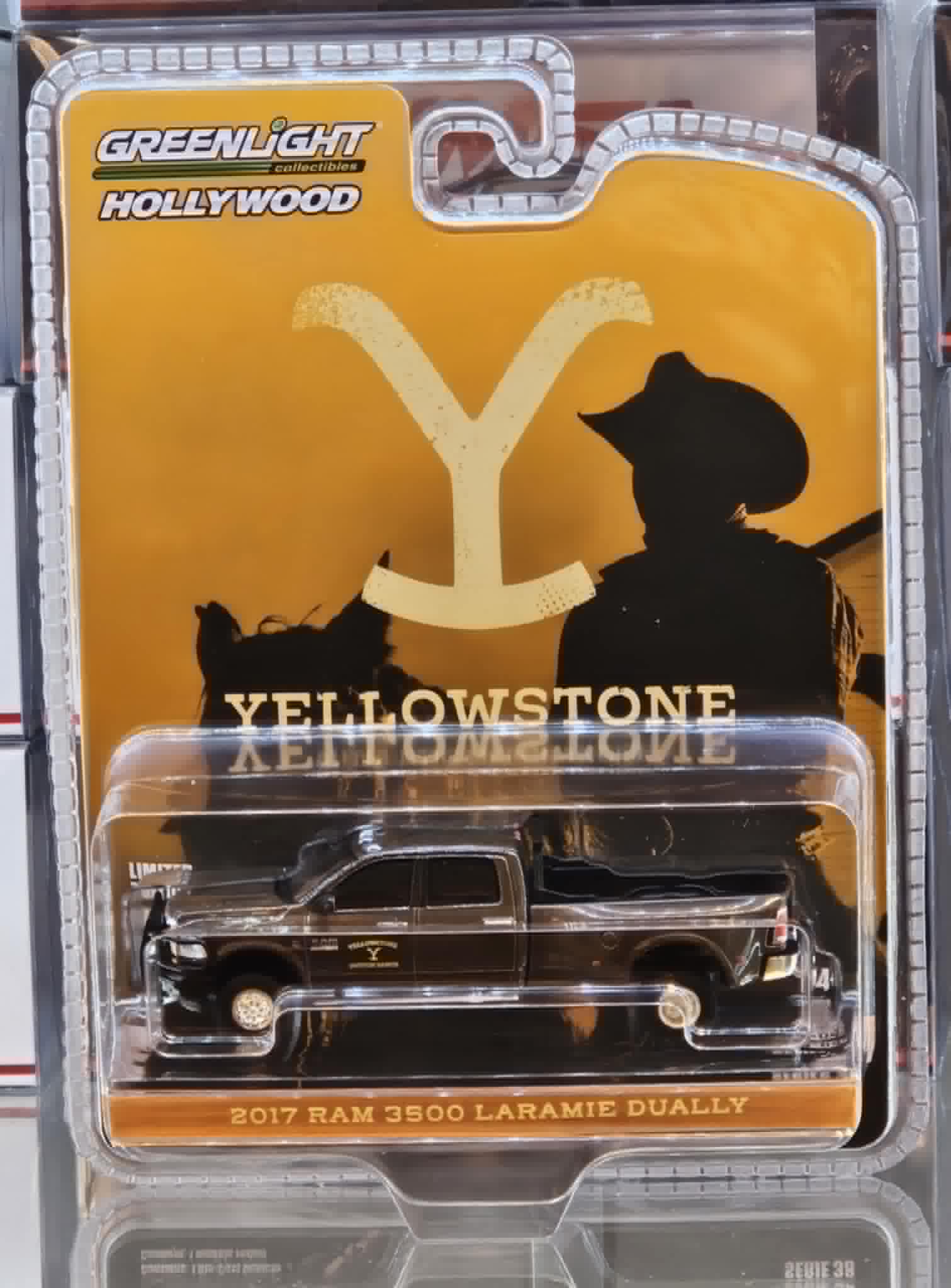 Greenlight - # 44980-F - Dodge - 2017 RAM 3500 Laramie Dually - Yellowstone- Hollywood - Series 38 - 1/64