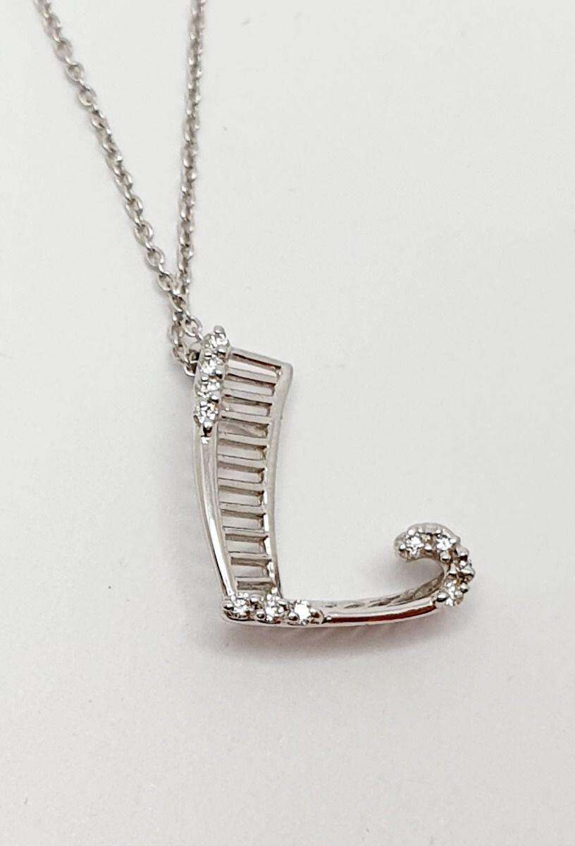 18K white gold chain necklace with 'L' pendant featuring 0.06ct natural diamonds