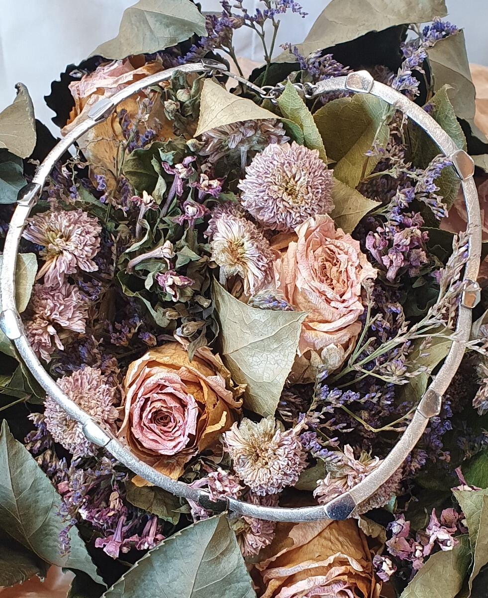 # Weißgold Halskette poliert und matt: 649€ façon price + 33.60gr of your gold