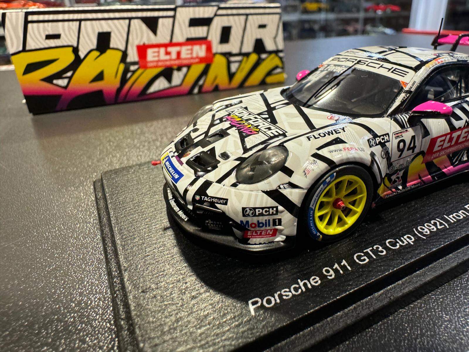 Modèle Réduit Porsche 911 GT3 Cup - Édition Limitée 1/43 - MINICHAMPS - NEUVE