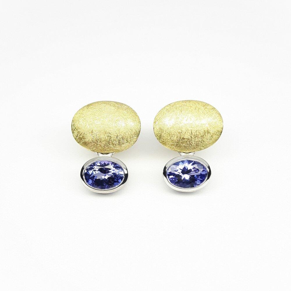 Boucles d'oreilles en or jaune/blanc 18kt et tanzanites. Pièce unique.
